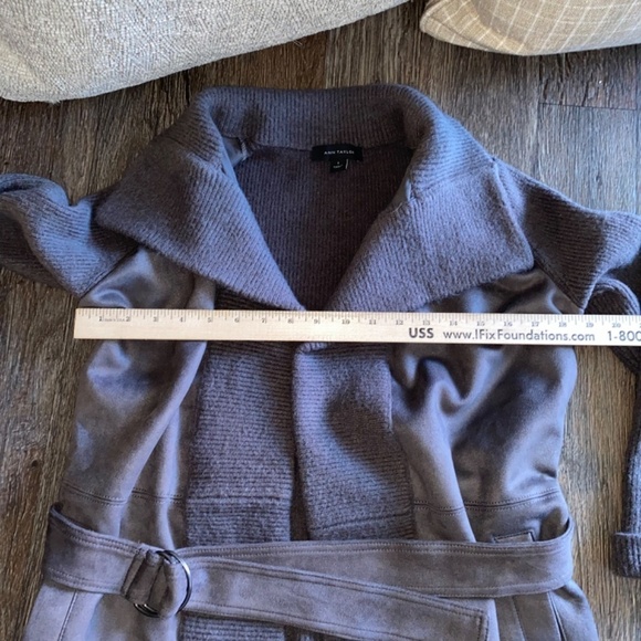 Ann Taylor size small sweater jacket with faux suede cardigan gray - Picture 8 of 10